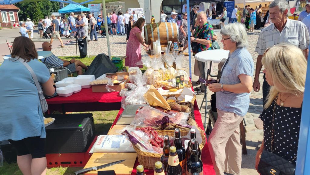 Messenger creation C3E198EF F23E 4125 AFD9 57B71AEB43BD