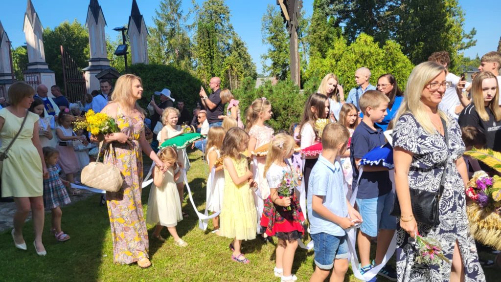 Messenger creation C8DBBC1D 8DF3 484B 9FC5 8C662B84C07E