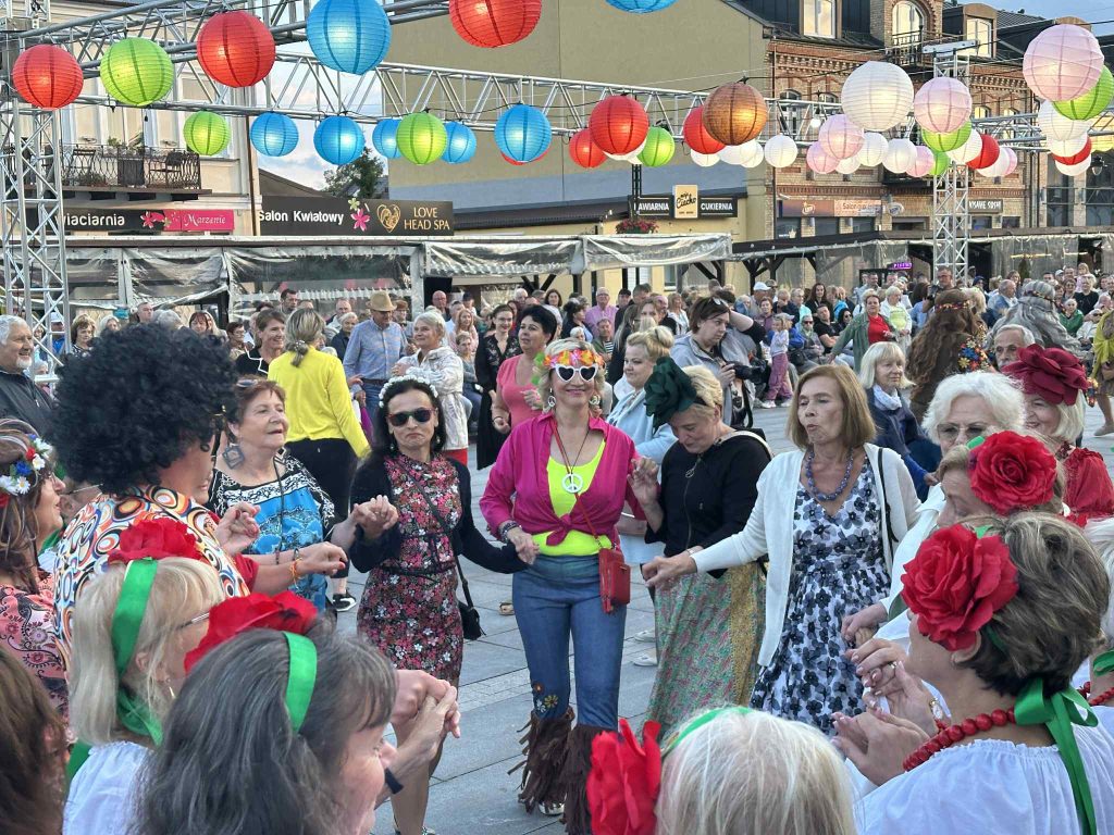 Messenger creation CB95C111 1E6F 4EB0 AA28 45F0E55A8321