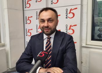 b3e4ef44 8baa 44a3 9f7d 2112ca8083f7