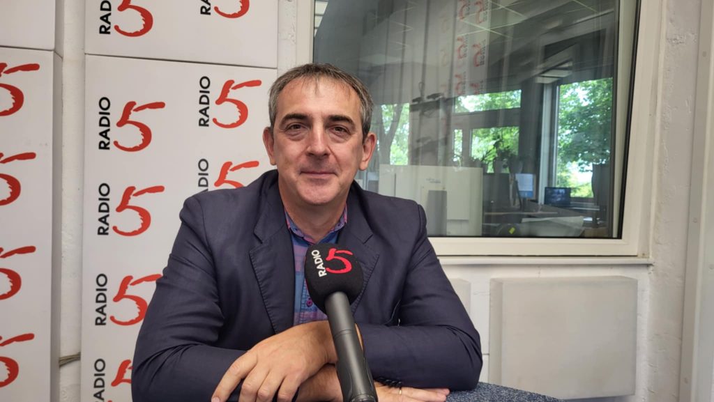 b886394a 3fb2 4e62 ba0a 376034399469