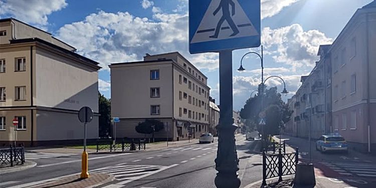 13-latka potrącona na przejściu dla pieszych 1 zdj. KPP w Ełku