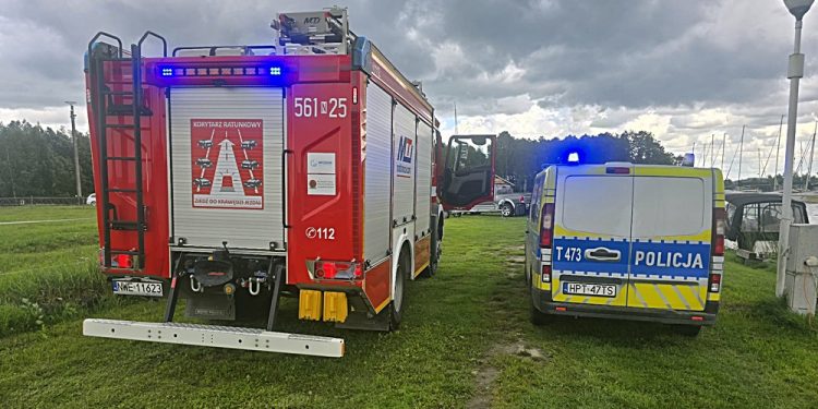 Nie żyje 45-latek, który spadł ze skutera na jeziorze Mamry 1 zdj. KPP w Węgorzewie