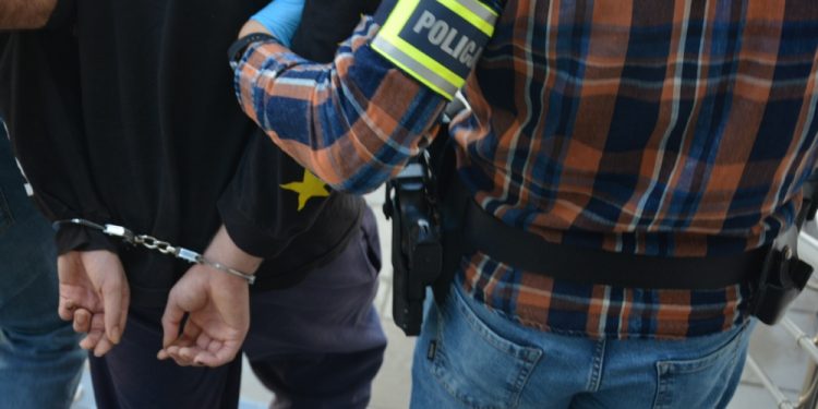 Syn złamał nos swojej matce. Grozi mu 5 lat 1 KMP Suwałki