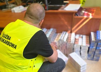 3d7b9d36 e38d 4124 958b d35bcdea84cb