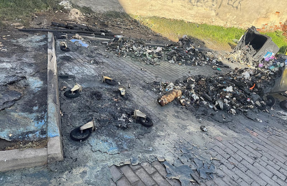 Podpalacz kontenerów na śmieci tymczasowo aresztowany 5 44