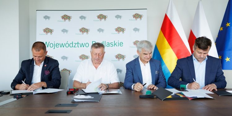 Marszałek dofinansował rozbudowę wodociągu 1 UMWP