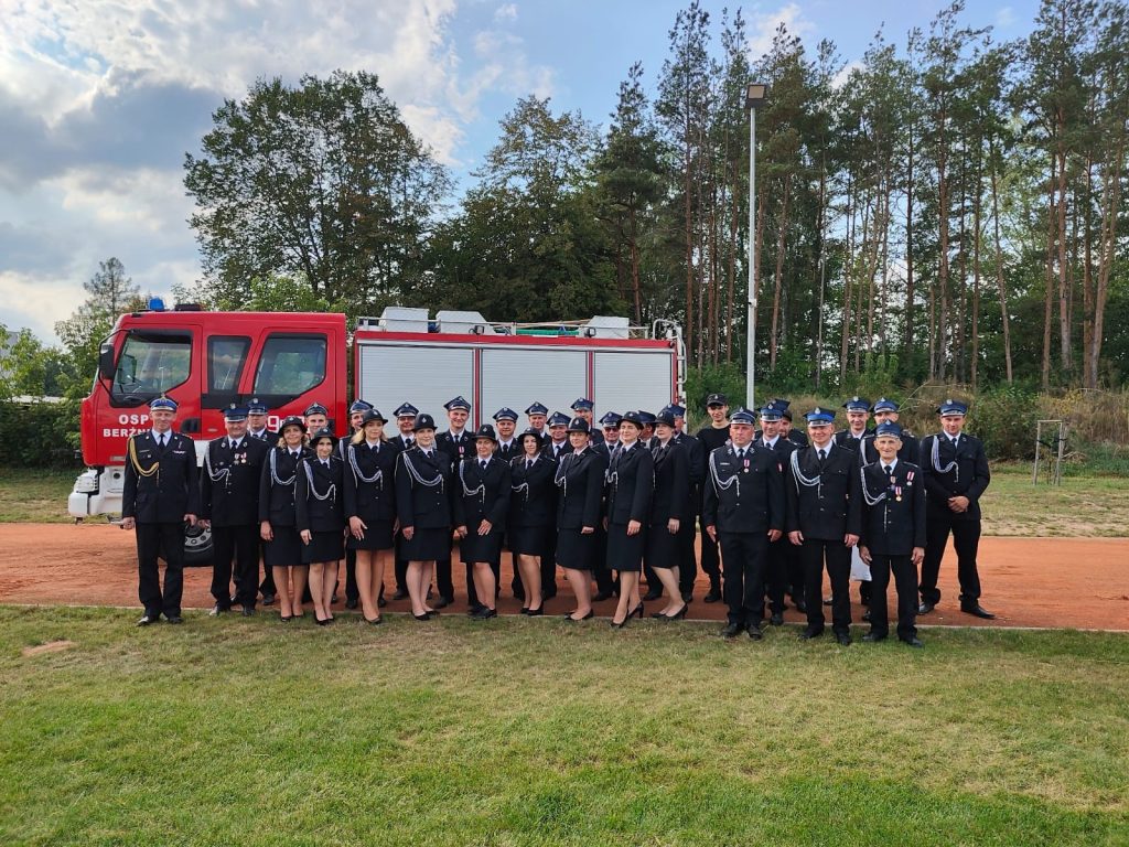 Stulecie świętowała Ochotnicza Straż Pożarna w Berżnikach 26 544945389 798714169478215 1662065252078588516 n