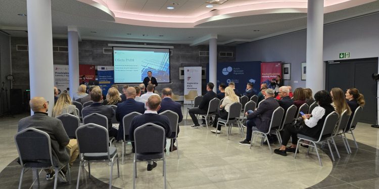 8b83d224 b8bf 4d9c bb98 4b6004e2079e