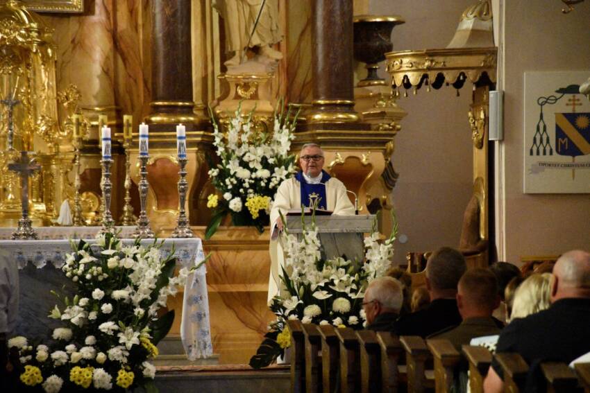 Uroczystości 50-lecia koronacji Cudownej Figury Matki Boskiej Sejneńskiej 48 DSC8629