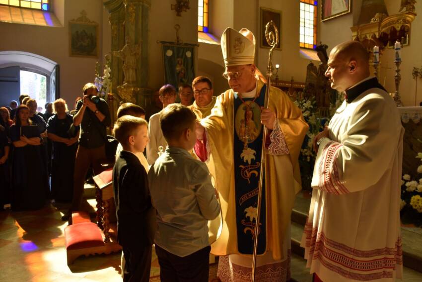 Uroczystości 50-lecia koronacji Cudownej Figury Matki Boskiej Sejneńskiej 30 DSC8700