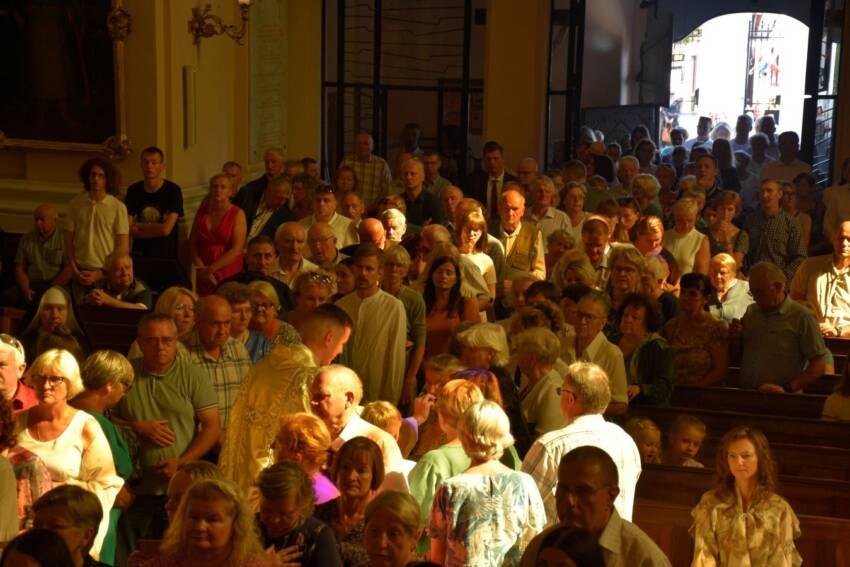 Uroczystości 50-lecia koronacji Cudownej Figury Matki Boskiej Sejneńskiej 23 DSC8744