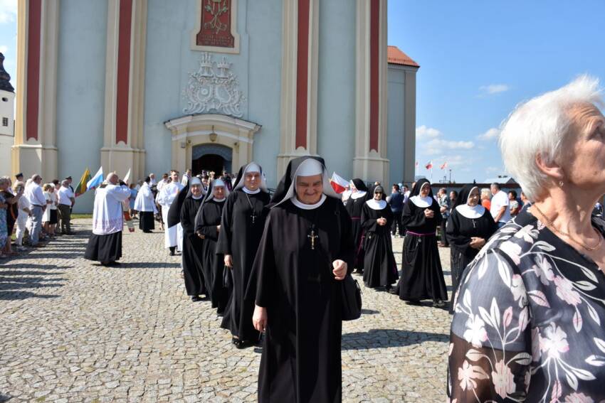 Uroczystości 50-lecia koronacji Cudownej Figury Matki Boskiej Sejneńskiej 13 DSC8781