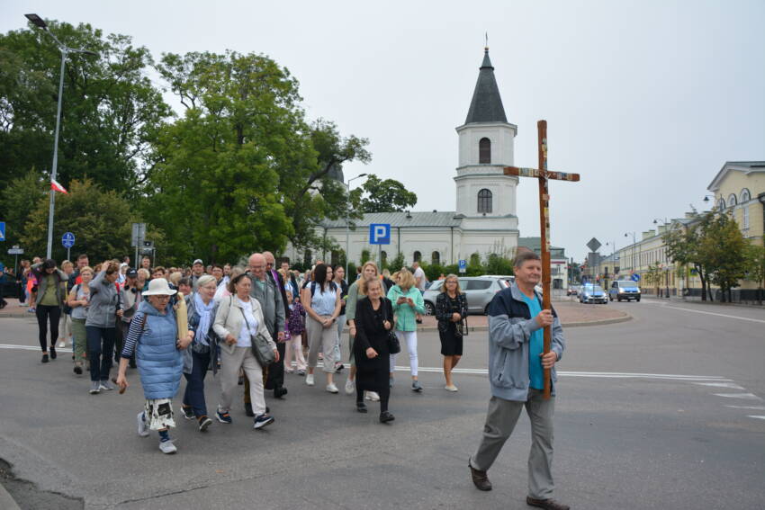 Około 800 pątników ruszyło do Żylin 3 DSC 2397