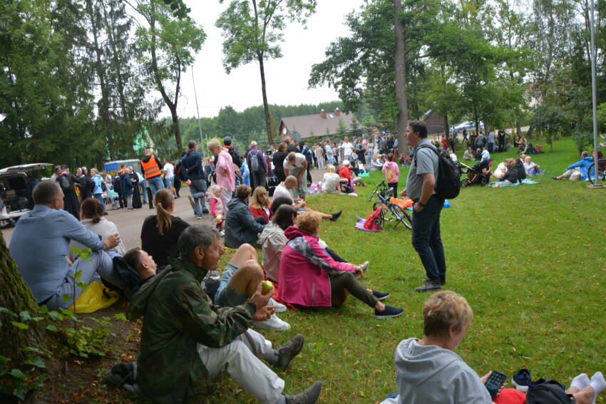 Około 800 pątników ruszyło do Żylin 9 DSC 2492