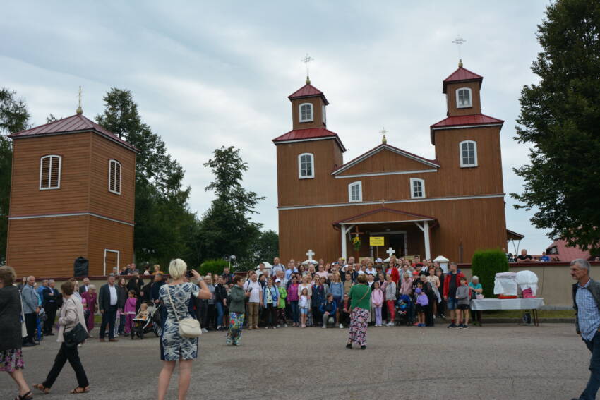 Około 800 pątników ruszyło do Żylin 13 DSC 2568