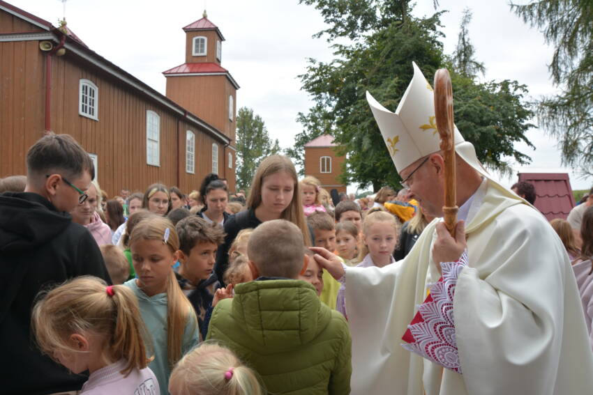 Około 800 pątników ruszyło do Żylin 23 DSC 2782