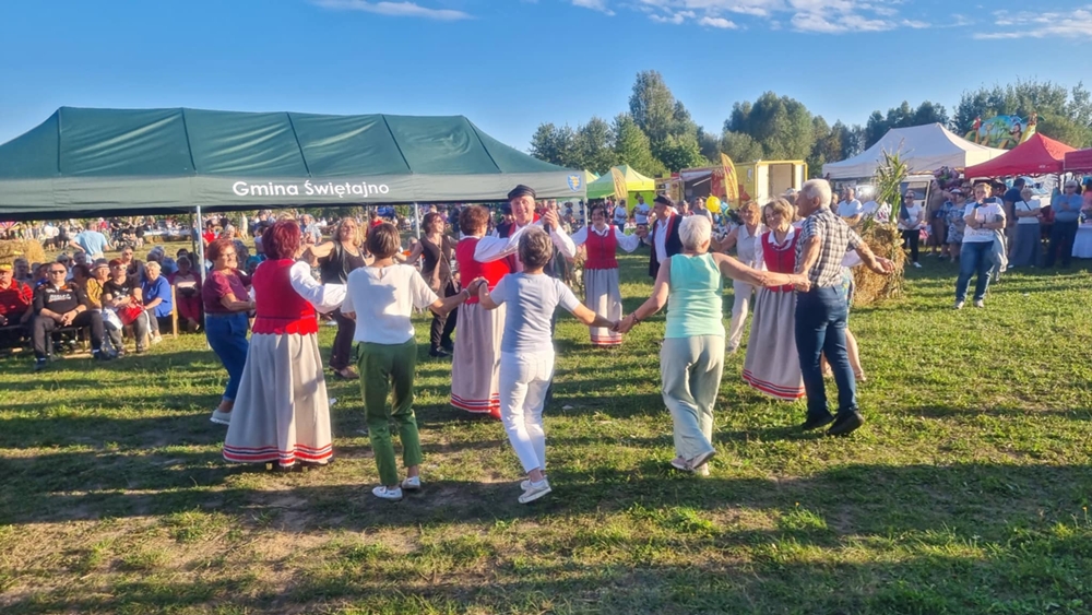 Podziękowania za plony w gminie Świętajno 17 Dozynki gminy Swietajnoab1f7c15 f19a 4cf9 b122 268c0101bab9