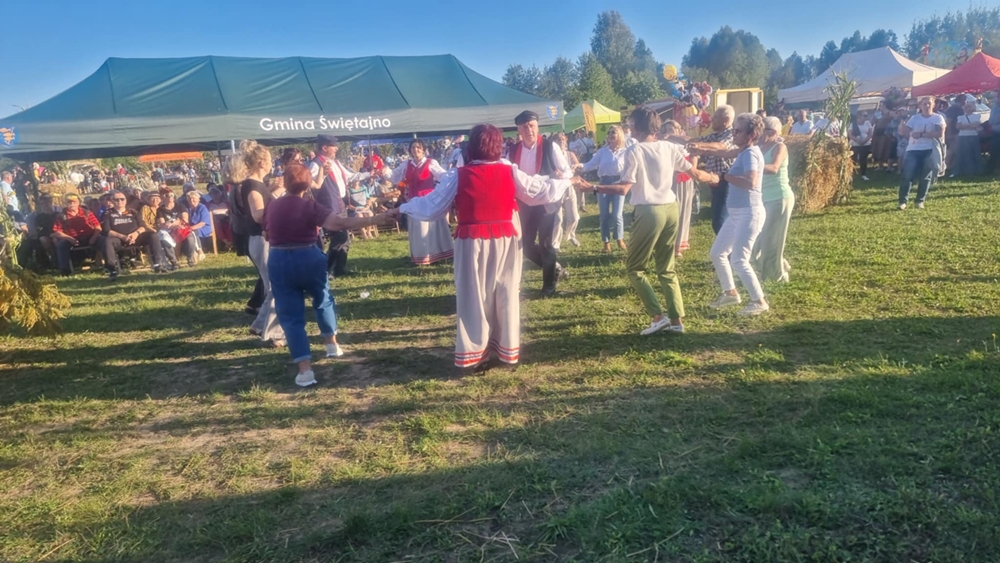 Podziękowania za plony w gminie Świętajno 23 Dozynki gminy Swietajnocdce9144 8836 4a91 80fe 53c9fc3ec4d2