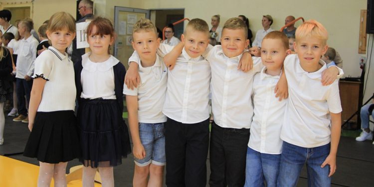 Uczniowie wrócili do szkoły 1 Fot. Radio 5