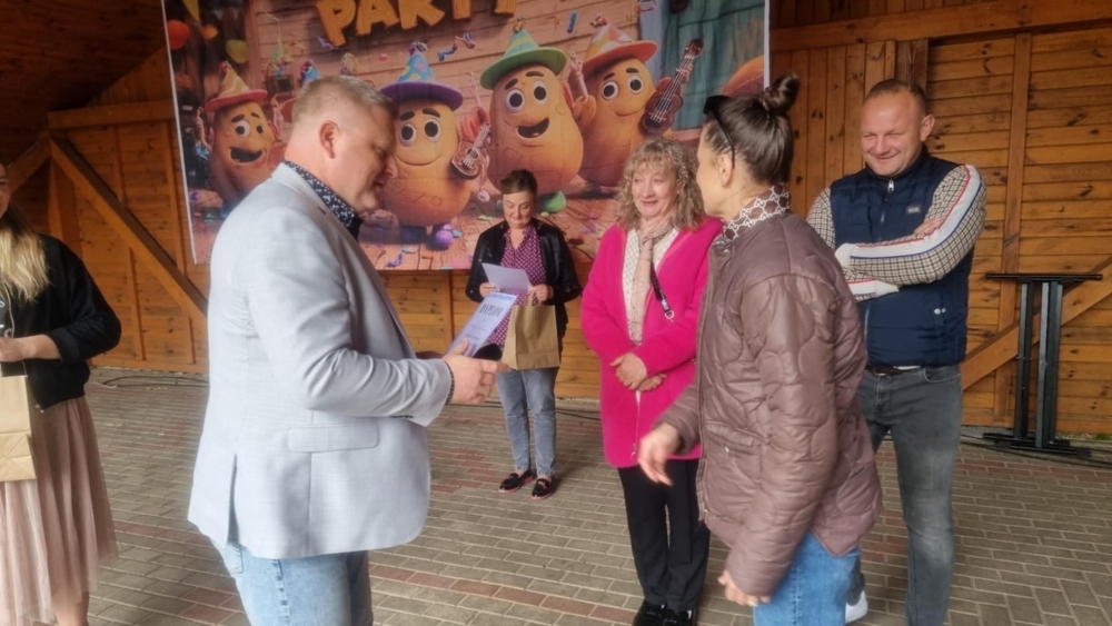 Piknik Rodzinny Ziemniaka i Buraka 40 Piknik Rodzinny Ziemniaka i BurakaPiknik Rodzinny Ziemniaka i Buraka9a127bc5 2728 4e4e 8660 97b3fa14ef66