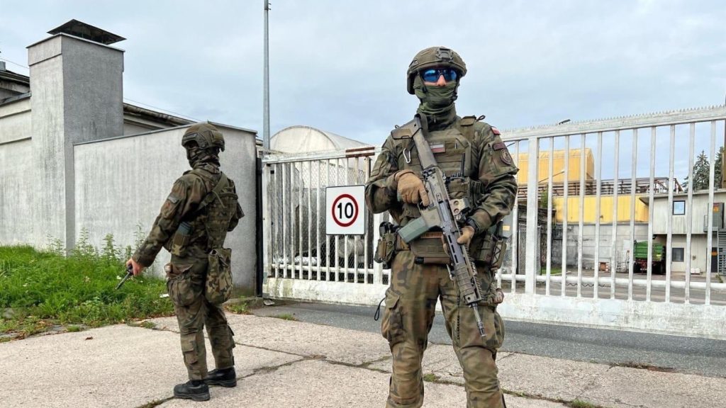 c06e427d 1281 412b a5f4 90ff7a18acd4 crop