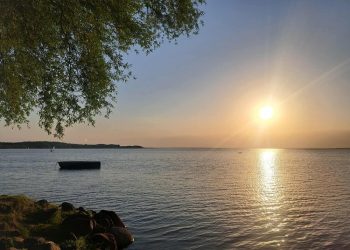 Ogromne zainteresowanie bonami turystycznymi 9 jezioro