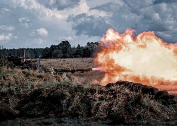 zdj. Dowództwo Generalne Rodzajów Sił Zbrojnych, ppor. Ireneusz Dorożański/SGWP, 
st.kpr. Anna Wolska/IWspSZ