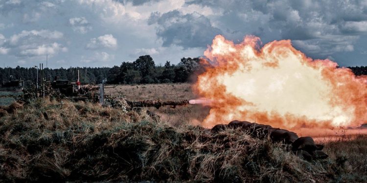 zdj. Dowództwo Generalne Rodzajów Sił Zbrojnych, ppor. Ireneusz Dorożański/SGWP, 
st.kpr. Anna Wolska/IWspSZ