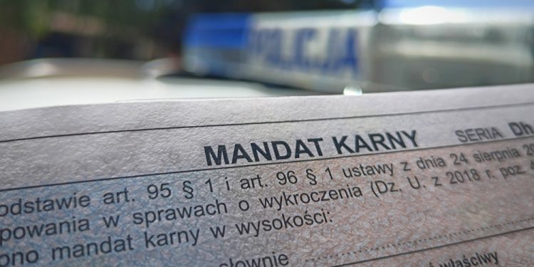 Zaskakujący finał kilkugodzinnych poszukiwań uwięzionej kobiety 1 zdj. KPP w Ełku
