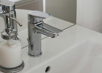 Jak dobrać baterię umywalkową do nowoczesnej łazienki? 7 13