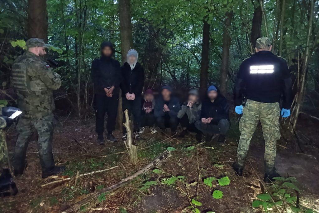 Nielegalnie przekroczyli granicę 1 15 331029