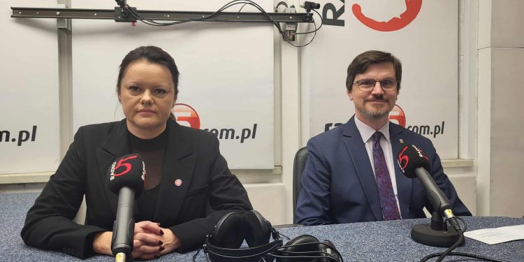 3cb2e25f 0f2b 4f4c 8ece 392fd489946a