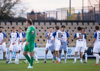 Wigry lepsze od Lechii Tomaszów Mazowiecki (zobacz skrót meczu) 7 FB Wigry Suwałki