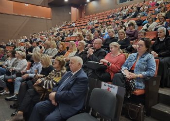 Rozmawiali o uzależnieniach młodzieży 8 89ba1798 0202 4a25 b8d1 9bb3e4c954a0