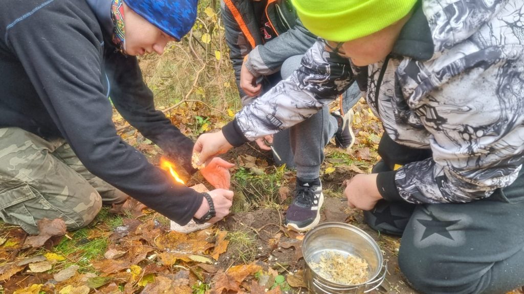 Bushcraft i survival w Szypliszkach WhatsApp Image 2025 10 27 at 08.33.44 2
