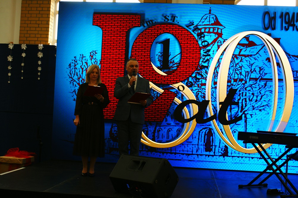 "Czerwony ogólniak" świętuje 80-lecie istnienia 2 DSC03091