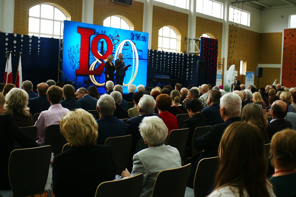 "Czerwony ogólniak" świętuje 80-lecie istnienia 5 DSC03094