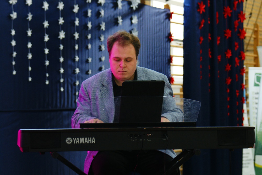 "Czerwony ogólniak" świętuje 80-lecie istnienia 34 DSC03163