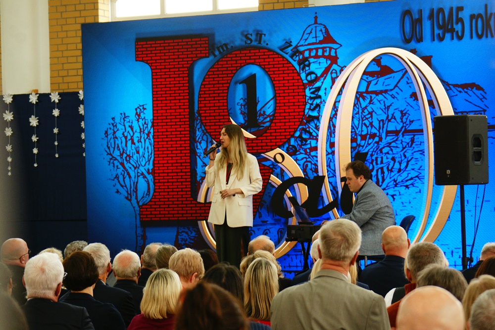 "Czerwony ogólniak" świętuje 80-lecie istnienia 37 DSC03167