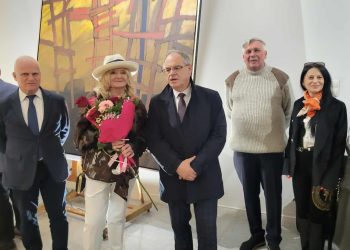 Messenger creation 8C1E8447 96A2 4EB7 9FC4 03648B29A418