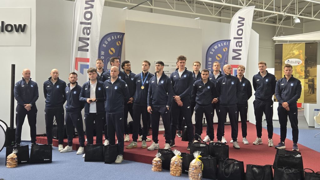 b7e63ce5 a7fa 46a7 b49e 56bd24abbfa5