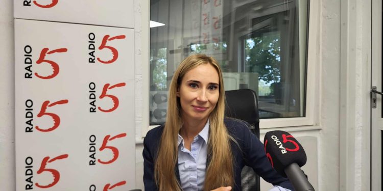 bcab7605 18de 4edd aaa8 79c419b7a636