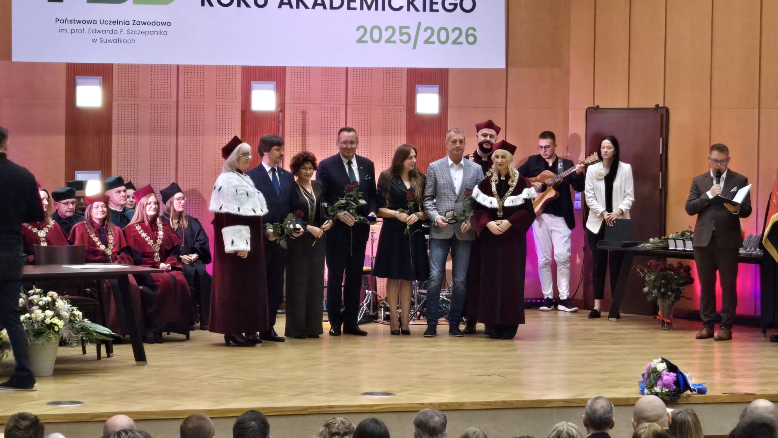 Inauguracja roku akademickiego 3 eb390b04 de95 4b8f b7fc 28be10cbc84e scaled