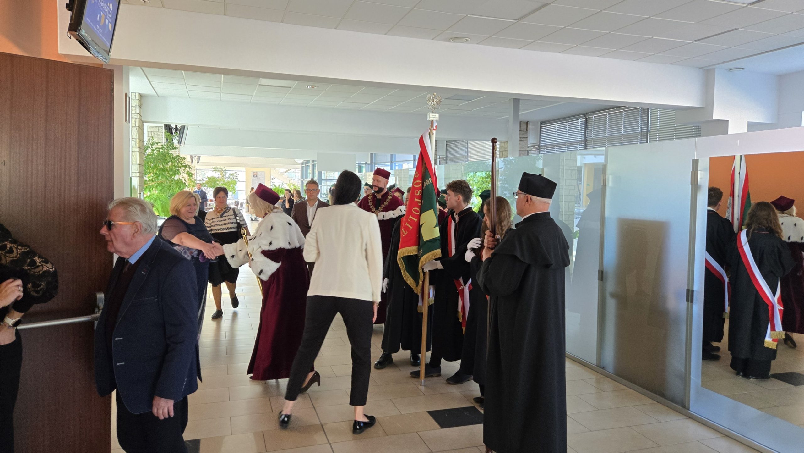Inauguracja roku akademickiego 24 f3640c96 3025 4139 865a a8b8336f2020 scaled