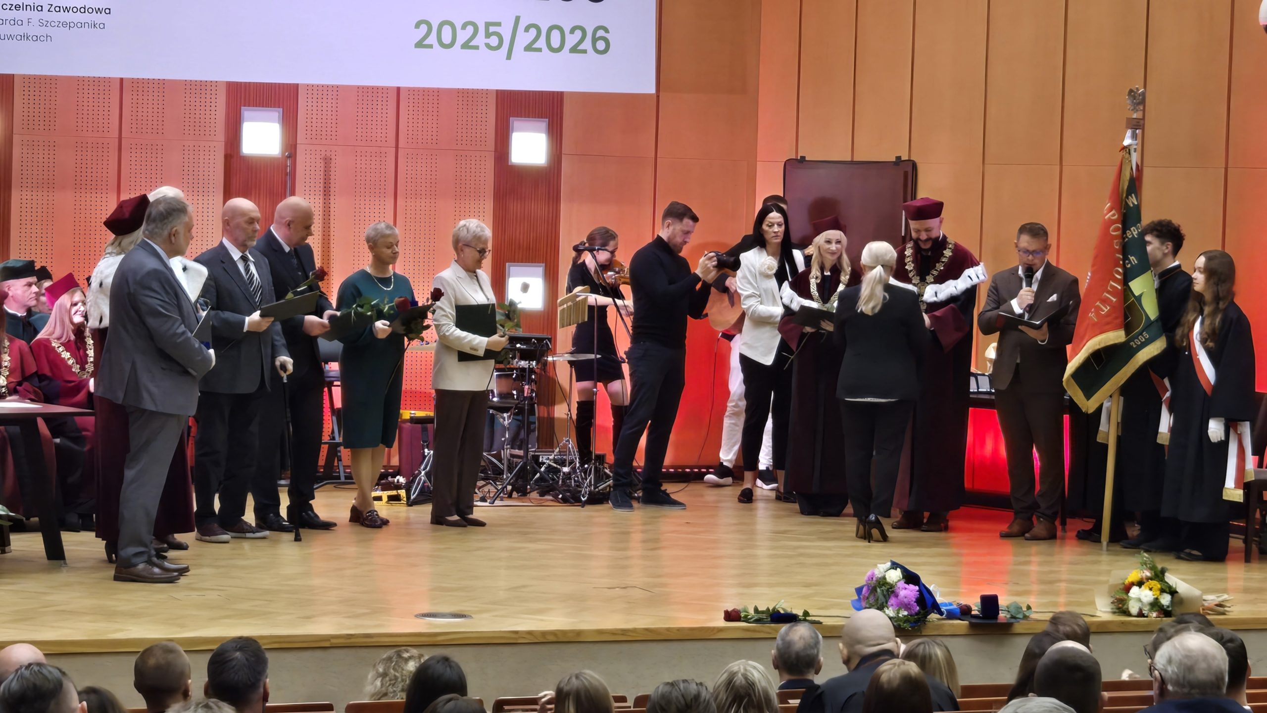 Inauguracja roku akademickiego 2 f3d6599f 0197 4d64 b64d 7e590ea2706f scaled