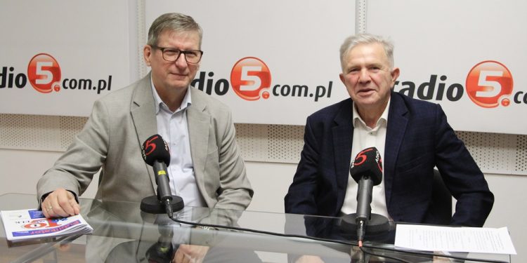 (Z lewej) Krzysztof Piłat i Marek Chojnowski/Fot. Radio 5