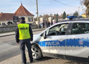 Więcej patroli na drogach - trwa policyjna akcja ZNICZ 10 zdj. ilustracyjne KWP w Olsztynie