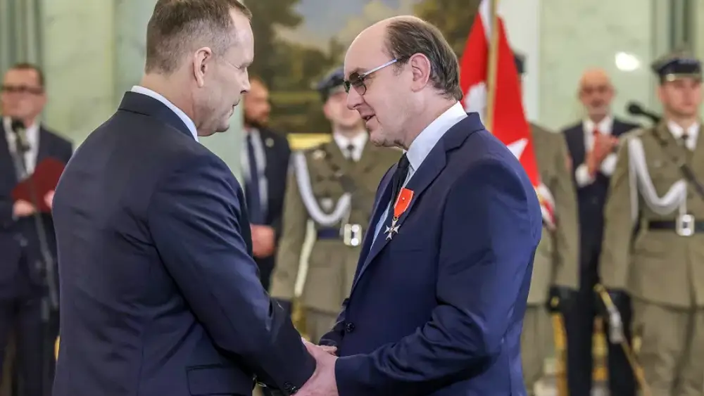 002 a h Prezydent Karol Nawrocki odznaczenia Swieto Niepodleglosci 20251111 1S5A8414