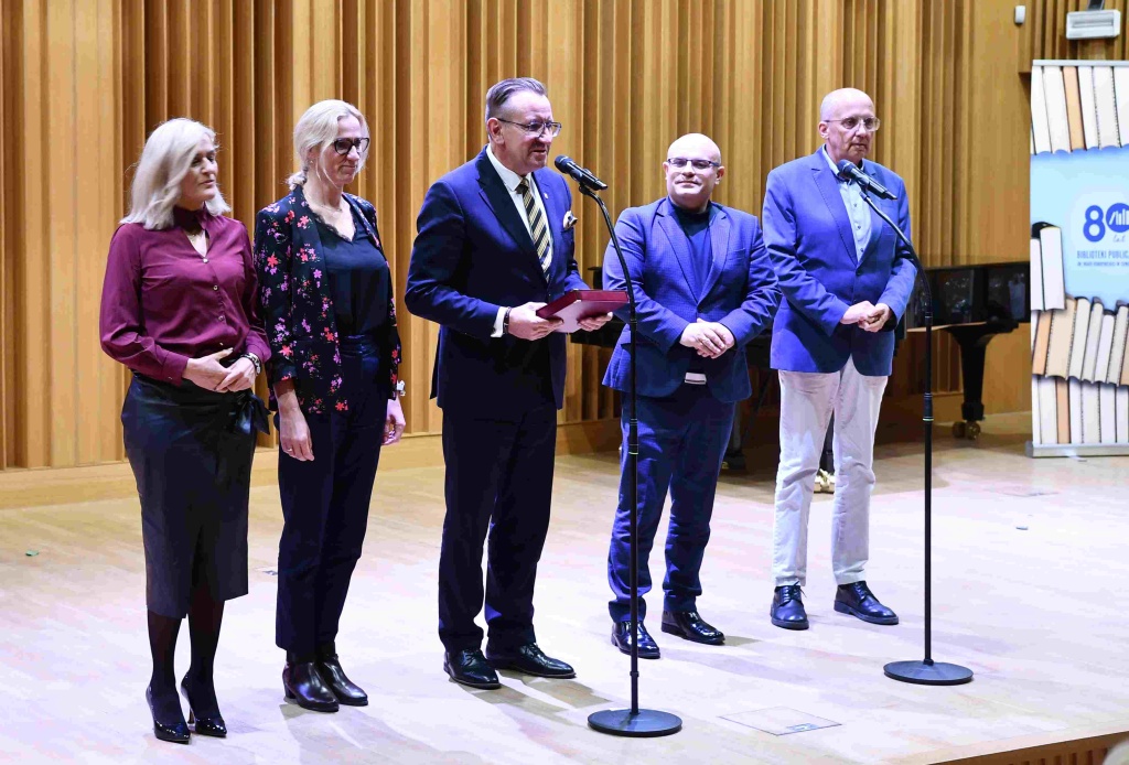 80-lecie Biblioteki Publicznej im. Marii Konopnickiej w Suwałkach 6 012